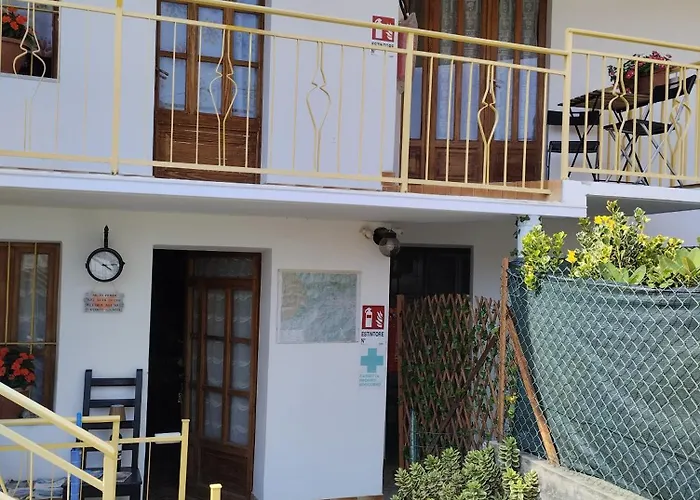 לינה וארוחת בוקר La Marmotta Coazze