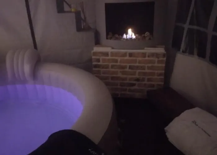 לינה וארוחת בוקר La Marmotta 3*